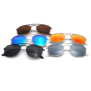 Солнцезащитные очки унисекс с логотипом UV400 - Product Image 2