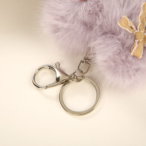Llavero <span class=keywords><strong>de</strong></span> Corazón Esponjoso - Amuleto Viral <span class=keywords><strong>de</strong></span> TikTok con Estética Coquette para Bolsos, Lindo Accesorio para Llaves <span class=keywords><strong>de</strong></span> Coche para Mujeres y Niñas - Product Image 6