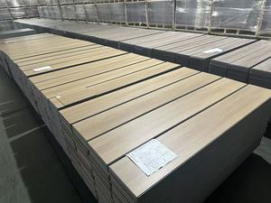 Suelo SPC Rígido de 5mm con Base IXPE de 2mm, Instalación con Click, para Hogar y Oficina, Grado Comercial <span class=keywords><strong>AC5</strong></span>, Textura de Madera Impermeable - Product Image 2