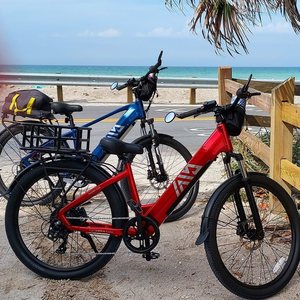 Bicicleta Eléctrica de Neumáticos Anchos de 48V y 27.5 Pulgadas para Desplazamientos Urbanos y con Gran Autonomía M712/M722, Bicicleta Eléctrica de Neumáticos Anchos de 27.5 Pulgadas y 48V - Product Image 1