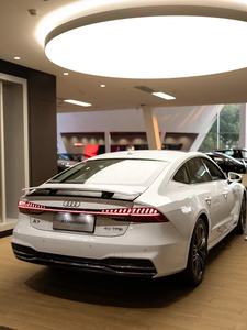 2023 Audi A7 40 TFSI FWD essence 2.0T 245Ps L4 voiture d'occasion à hayon boîte de vitesses automatique sièges en cuir Turbo moteur R20 gauche ACC - Product Image 4