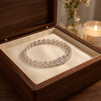 Bracelet élégant en argent sterling 925 plaqué or 18 carats avec feuilles florales scintillantes en moissanite, bijou pour femme, cadeau