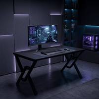 Bureau de jeu ultra-stable à surface en bois et pieds en X, avec détails géométriques creux – Grande capacité de charge pour joueurs professionnels