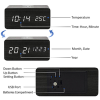 Horloge numérique LED de bureau intelligente en bois avec 3 alarmes, affichage de la température intérieure, fonction snooze, design contemporain, OEM ODM personnalisé