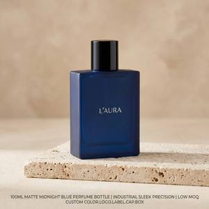 Botella de Perfume de Vidrio Azul Medianoche <span class=keywords><strong>Mate</strong></span> de Lujo de 100 ml, Envase Cuadrado Francés para Perfume, Atomizador Recargable Vacío de Primera Calidad - Product Image 1