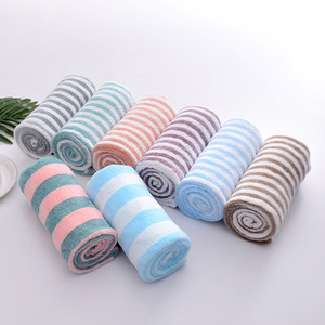 Haokey Bonnet de <span class=keywords><strong>cheveux</strong></span> secs super doux personnalisé Turban à séchage rapide et absorbant l'eau à rayures épaissies pour adultes <span class=keywords><strong>Serviette</strong></span> de <span class=keywords><strong>cheveux</strong></span> secs en velours corail - Product Image 2