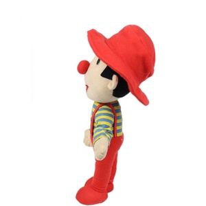 Uyeah Fabbrica OEM/ODM, Giocattolo Joker Personalizzato in Cotone Morbido, Bambole di Peluche Carine con Cappello Rosso, Design Personalizzato, Giocattolo di Peluche Cartone Animato per Ragazzi - Product Image 4