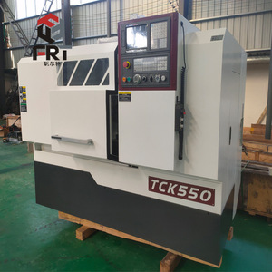 Torno CNC de Servicio Ligero CK550 del Fabricante de Máquinas Herramienta de Henan, Estructura de Bancada Plana Integral, Voltaje 220V, Fanuc Siemens - Product Image 4