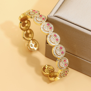 Brazalete de Joyería Moderna y Elegante, Brazalete Abierto de Cobre Chapado en Oro con Microincrustaciones de Circonita, Brazalete de Moda con Cara Sonriente para Mujer - Product Image 4