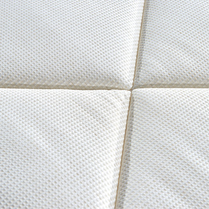 Matelas à ressorts ensachés en tissu de coton et de lin respirant absorbant l'humidité, épaisseur de 24 cm, disponible en taille Queen et King - Product Image 3