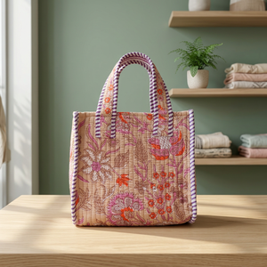 Bolso Tote de Algodón Acolchado con Bordado Floral de Veer Handicrafts, Asas a Rayas, Cierre de Cremallera, Estilo Moderno, para Uso Diario de Mujeres, Ideal para la Playa - Product Image 6