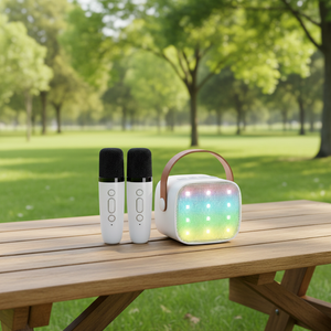 最佳便携式礼物：LED迷你卡拉OK音箱，带2个无线麦克风，适合儿童，<span class=keywords><strong>HiFi</strong></span> RGB LED灯，TF卡，适合户外使用 - Product Image 1