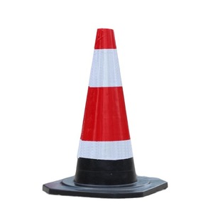 Cono de Tráfico de Goma de 50 cm, Cono de Advertencia Reflectante para Seguridad Vial, Montaje en Suelo, Estándar IP65 - Product Image 4