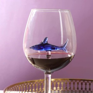Verres à Brandy Modernes de Luxe Côtelés Modèle Requin de Plage Mr Panda Raymond 300ml 10 Ounces avec Verre à Vin Rouge en Cristal 3D Intégré - Product Image 5