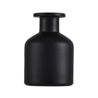 Vente en gros Bouteille de recharge pour diffuseur en verre à roseau vide noir de haute qualité avec bâtonnets Bouteilles de parfum d'air frais pour la maison