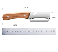 Multifunctionele handmatige fruit- en groenteschiller, roestvrijstalen aardappelschiller met houten handvat en flesopener, suikerrietmes