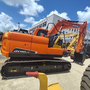 Excavadora Usada DOOSAN DX140 de 14 Toneladas, Motor Cummins, Bomba Hidráulica Kawasaki, Válvula KYB, Pocas Horas de Uso, 90% Nueva, Competitiva, 2023 - Product Image 4