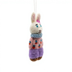 Ornement de Noël Lapin en Feutre de Laine Fait Main Traditionnel Écologique 100% Laine Petite Décoration Intérieure Écharpe Fleur Cheveux - Product Image 3