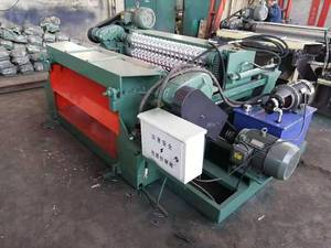 Machine à éplucher le <span class=keywords><strong>bois</strong></span> ronde hydraulique placage de <span class=keywords><strong>bois</strong></span> épluchant et redressant les machines en <span class=keywords><strong>bois</strong></span> - Product Image 6