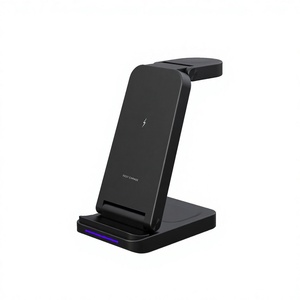 แท่นชาร์จไร้สายแม่เหล็ก 3-in-1 15W สำหรับ <span class=keywords><strong>iPhone</strong></span> หูฟัง และสมาร์ทวอทช์ แบบพับเก็บได้ ชาร์จแนวตั้ง - Product Image 1