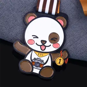 Prix le plus bas pas cher enfant jouets mignon petit ours émail médaille en alliage de Zinc bricolage enfants sport nager/courir médailles d'or