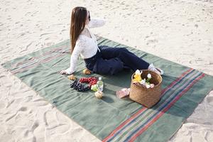 Manta de cama de lujo de lana merino Queen King, patrón sólido, tejido personalizado, estilo liso, tiro de invierno para Camping, Picnic, venta al por mayor - Product Image 2