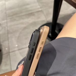 เคสโทรศัพท์แบบกันกระแทก ลายคลื่นโปร่งแสงแบบฝ้า สำหรับ iPhone 17 Air 17 Pro Max พร้อมกรอบโลหะและฝาครอบปุ่ม - Product Image 4