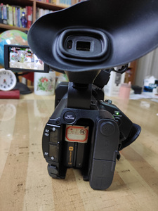 Precio al por Mayor Videocámara Sony PXW-Z150 4K con Lente de Zoom 12X, Cámara de Video Usada - Product Image 3