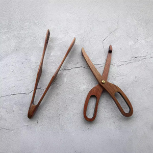 คลิปหนีบอาหารไม้ สำหรับขนมปัง เค้ก ขนมอบ บาร์บีคิว สลัด เป็นมิตรกับสิ่งแวดล้อม ทำด้วยมือจากวัสดุจากต้นไม้ - Product Image 1