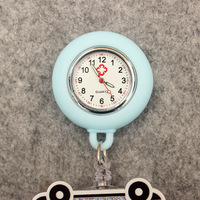 Montre de poche pour infirmière et médecin, avec mouvement à quartz Quicksand Stars, bracelet rétractable en titane, boîtier en plastique, seringue et stéthoscope
