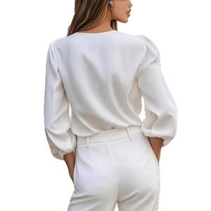Blusa Elegante de Moda con Cuello en V, Estilo Diseñador, Otoño/Invierno 2025, Nueva, Holgada, Talla Grande, Chic, de Poliéster, Elástica en Cuatro Direcciones, para <span class=keywords><strong>Mujer</strong></span> - Product Image 5
