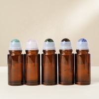 TGS GEMS Flacon roll-on en verre ambré de 50 ml pour huiles essentielles avec bille en quartz rose, MOQ 100 pièces