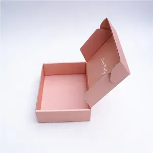 Low Moq buon prezzo carta Mini biodegradabile colorato cosmetico personalizzato stampato ondulato piccola scatola postale rosa Kraft con Logo