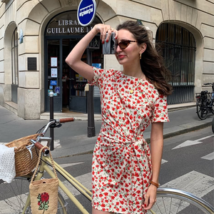 Phụ Nữ Của Màu Đỏ Ditsy Hoa O Cổ Ngắn Tay Áo Mùa Hè Giản Dị Đảng Dress <span class=keywords><strong>Parisian</strong></span> Chic Được Trang Bị Mini Bên Tie Bọc Ngọt Ngào Tự Nhiên - Product Image 1