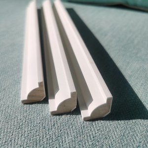 Cornisa decorativa de madera imprimada blanca para techo, moldura de esquina, moldura de corona para techo - Product Image 4