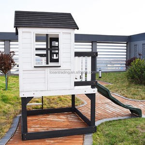 Casita de Juegos de Madera Blanca y Negra para Exteriores, Set de Juego Elevado para Niños con Tobogán y Barandilla de Seguridad - Product Image 3