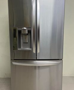 550L 4-Door Top Freezer <b>Refrigerator</b> Water Dispenser Solar Powered Outdoor Ready French Style Fridge Featuring Glass Shelves 210 - Product Image 4