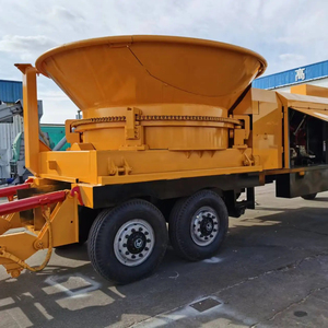 Déchiqueteuse de bois à moteur diesel mobile déchiqueteuse de déchets de bois déchiqueteuse de branches de bois # déchiqueteuse de bois # broyeur à marteaux # granulés de bois - Product Image 1