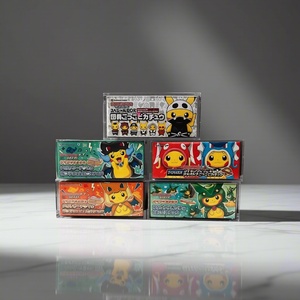 Boîte de protection en acrylique premium pour cartes Pokémon, édition exclusive Japon, avec cape de pluie magnétique moderne, boîte Kozai, boîte en acrylique facile - Product Image 4