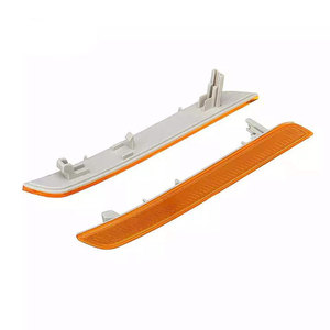 Réflecteur de pare-chocs avant BMW X5 X6, garniture lumineuse orange à clipser 63147179991 - Product Image 3