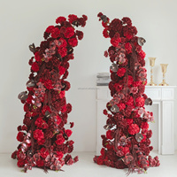 Arche de fleurs artificielles d'hortensias bordeaux, arrangement floral artificiel mixte d'hortensias rouges et d'orchidées pour cérémonie de demande en mariage