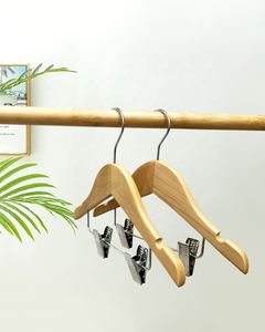 Owentek Usine Fourniture Nature En Bois Enfants Bébé Enfants Vêtements Cintres Bois Avec Clips Bébé Bois Pantalon <span class=keywords><strong>Cintre</strong></span> avec Clips - Product Image 6