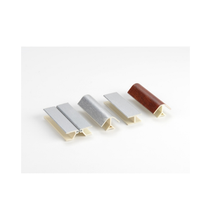 Connecteur de <span class=keywords><strong>plinthe</strong></span> en PVC avec surface en aluminium, clip de moulage durable pour panneaux de sol et de mur, facile à installer - Product Image 1