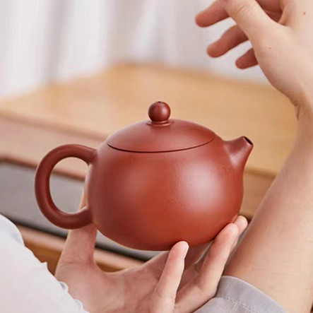 推荐: 中国传统紫砂壶，陶瓷茶壶160毫升是中国最著名的产地之