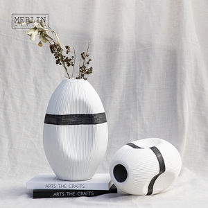Vaso Nordico Merlin Living, Vaso in Ceramica da Scrivania, Design <span class=keywords><strong>Ovale</strong></span> con Incavo, Vaso Bianco per Arredamento Casa, Fabbrica di Ceramiche di Chaozhou, Vendita all'Ingrosso - Product Image 5