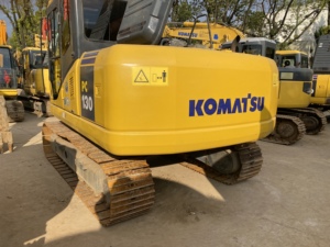 Excavadora KOMATSU PC130 de 13 toneladas, 95% Nueva, Original, con EPA y CE, Usada en Agricultura, Excavadora de 13 toneladas, Komatsu 130, Excavadora Grande - Product Image 2