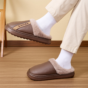 Pantofole da <span class=keywords><strong>uomo</strong></span> in memory foam traspiranti, <span class=keywords><strong>ciabatte</strong></span> da <span class=keywords><strong>casa</strong></span> con suola antiscivolo <span class=keywords><strong>per</strong></span> interni ed esterni - Product Image 1