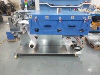 Machine de revêtement automatique à rouleaux avec lame de refoulement continue et four de séchage pour le revêtement des électrodes de batteries au lithium