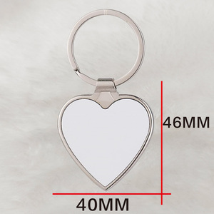 Porte-clés en métal en gros, breloque personnalisée avec gravure photo et texte pour cadeau d'anniversaire - Product Image 4