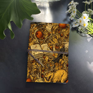 Cahier A6 style vintage avec fermeture à cravate fait à la main 160 pages doux cadeau d'anniversaire pour copain de jardin avec corbeaux pommes livre Wo - Product Image 1